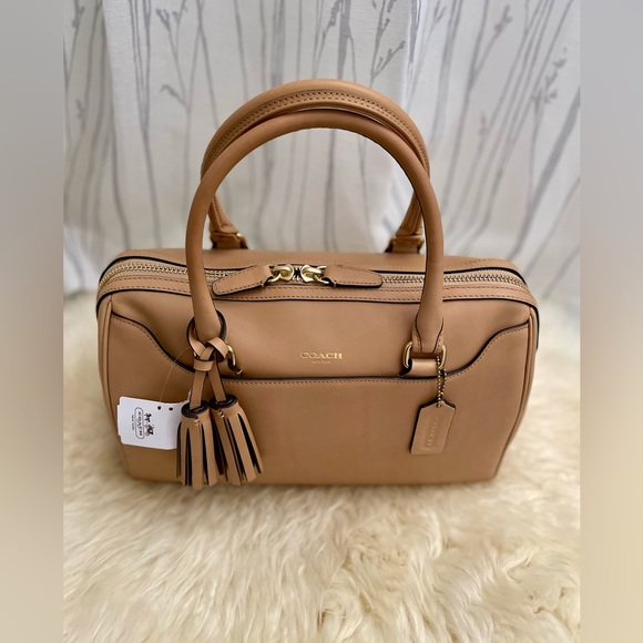 Coach Handbags - Coach Legacy Leather Bag